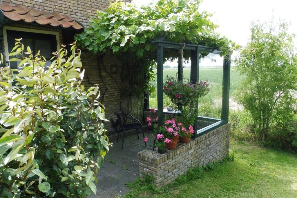 The Cottage - 2 Persoons Cottage Nabij Strand En Meer Zonnemaire Екстериор снимка